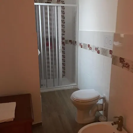 Hotel Casa Rosa *
