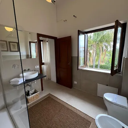 Domus Orestea Luxury Villa *
