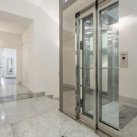 Erasmo Luxury Vista Mare Apartment