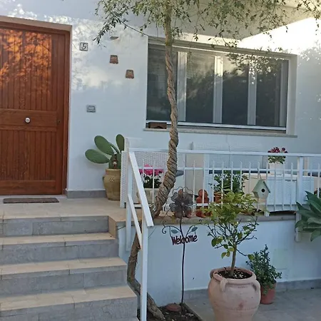Mondello Juno's Guest house