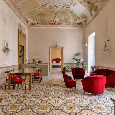 Palazzo Sant'isidoro By Domusicily *