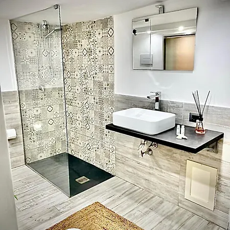 Apartment A Centro Vicino Stazione Mercato E Attrazioni *