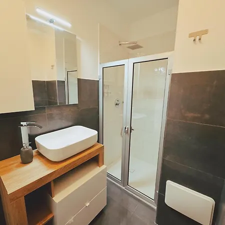 Bed & Breakfast Candalu - *
