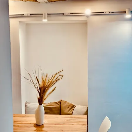 Apartment A Centro Vicino Stazione Mercato E Attrazioni