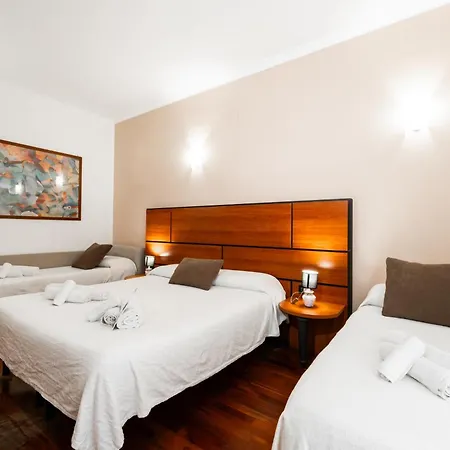 Otel Center 2*