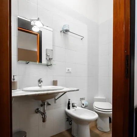 Otel Center 2*