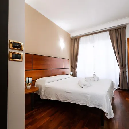 Center Otel 2*