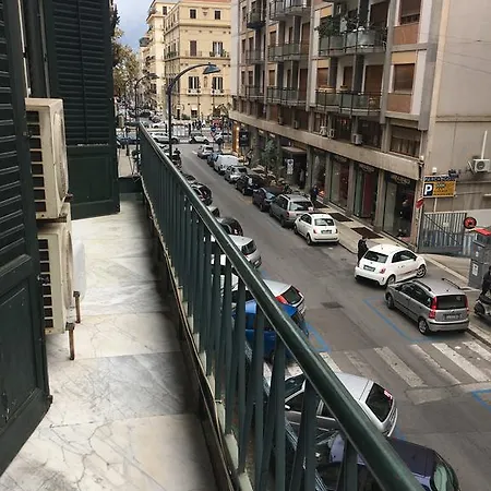Via Enrico Parisi Appartamento *