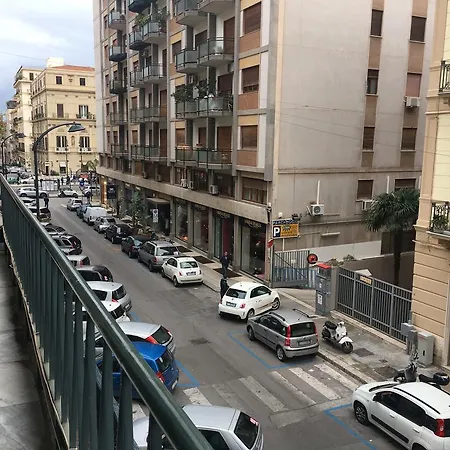 Appartamento Via Enrico Parisi Palermo