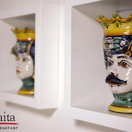 Cubbaita Oda ve Kahvaltı