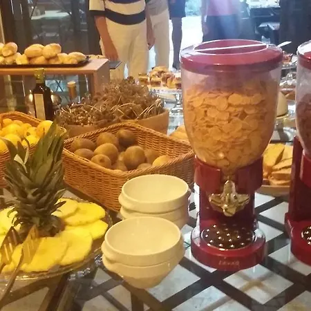 Hotel Regina Ξενοδοχείο Παλέρμο