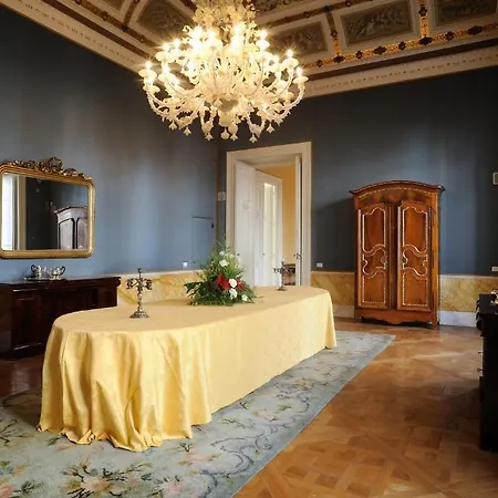 Palazzo Montevago Lägenhet