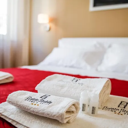 Alojamento de Acomodação e Pequeno-almoço Quinto Stabile Rooms&suite Palermo