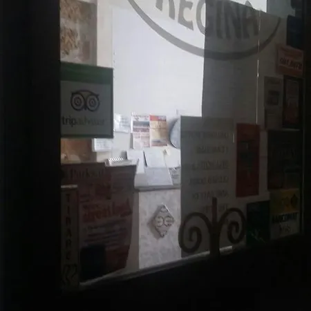 Hotel Regina Ξενοδοχείο *