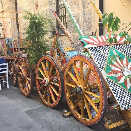 Palazzo Artale Homes Appartamento