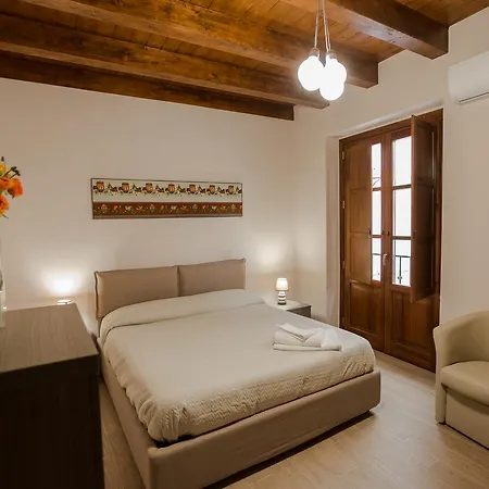 Ferienhaus Housemilia Casaprofessa