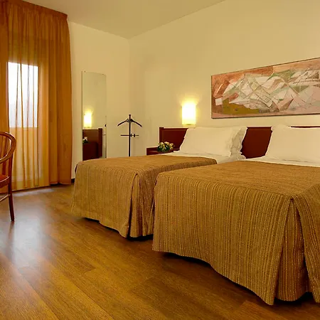 Otel Astoria Palace 4*