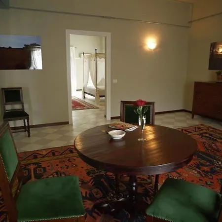 Casa Orioles Oda ve Kahvaltı 3*