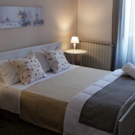 Bb Essenze Bed & Breakfast Palermo