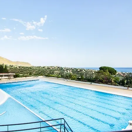 Torre Artale Relais Hotel 4*