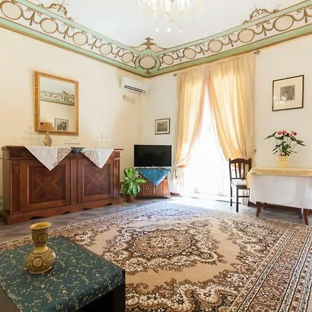 Locami Holiday&rooms Piazzetta Messinese * Palermo