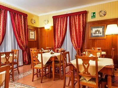 Residenza D'aragona Hotel