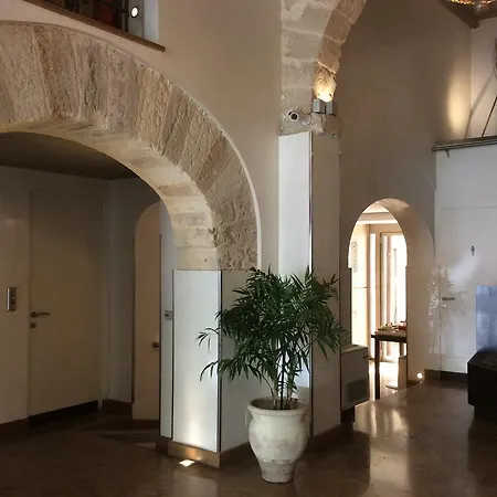 أوسياردهوم فندق 4*
