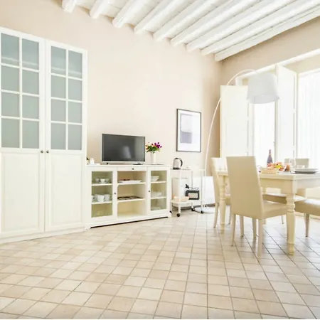 Palazzo Artale Homes *