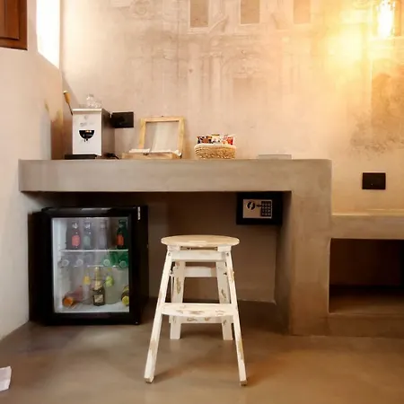 호텔 Casa Nostra Boutique & 3*