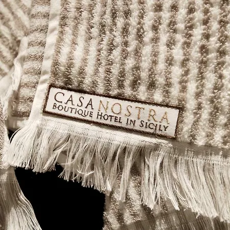 호텔 Casa Nostra Boutique & 3*