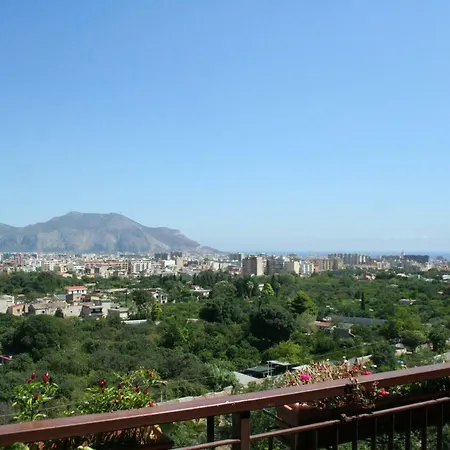 Golden Valley Bed and breakfast Palermo