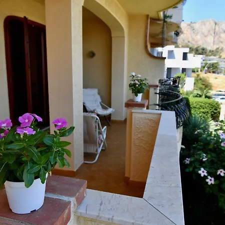 Holiday home Burgio *
