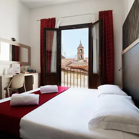 La Terrazza Sul Centro فندق مبيت وإفطار 2*
