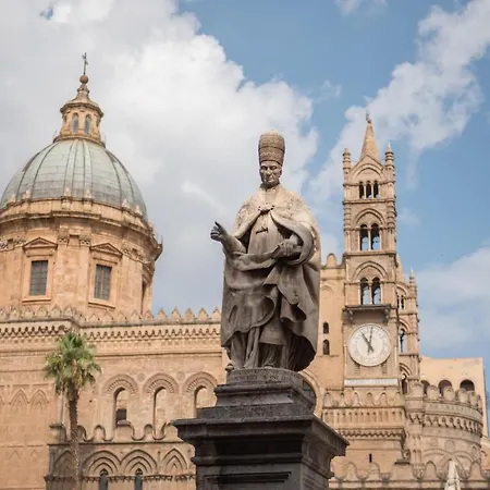 إيبيس ستايلز كريستال باليرمو