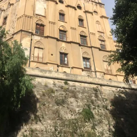 Around Cassaro House Holiday home Palermo