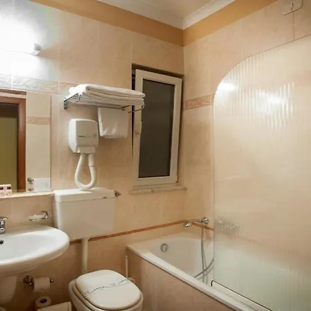 Hotel Residenza D'aragona 4*