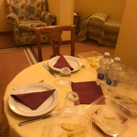 Residenza D'aragona Hotel