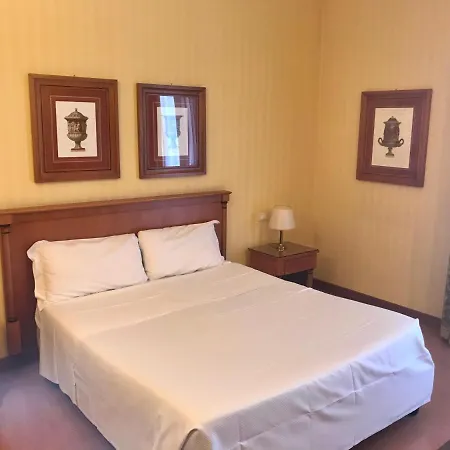 Residenza D'aragona 4* Palermo