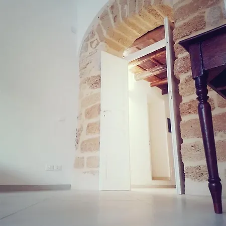 Greco Abatellis Bed & Breakfast 2*