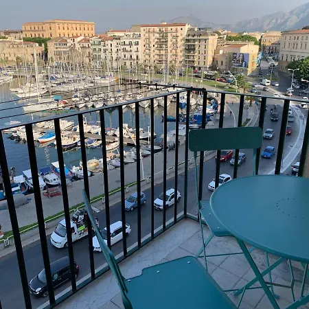 Apartment Cala Mare Palermo