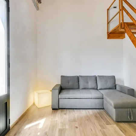 Castello Della Zisa Modern With Balcony Apartment *