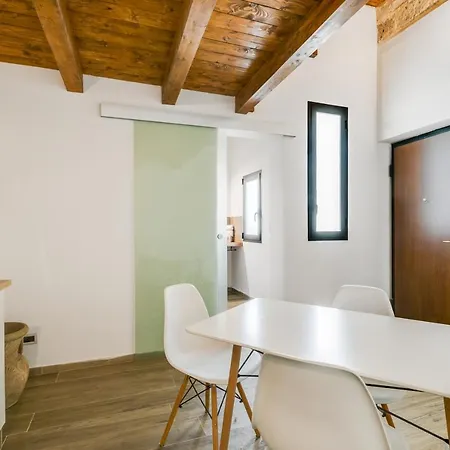 Apartment Castello Della Zisa Modern With Balcony
