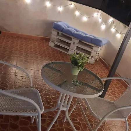 La Terrazza Sul Vicolo 2*