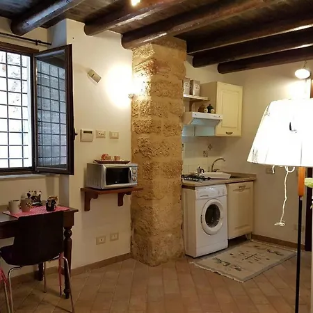 Le Case Del Vernagallo