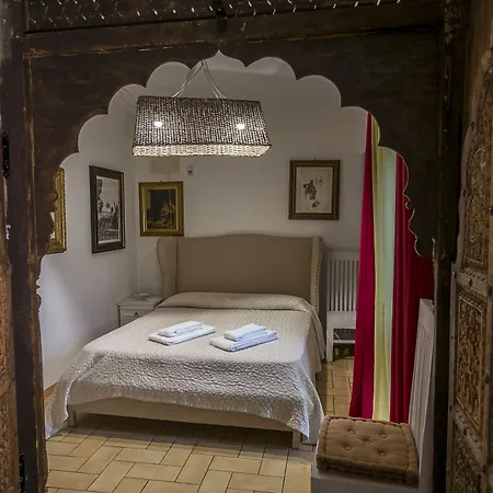 Porta Di Castro Boutique & Pool 3*