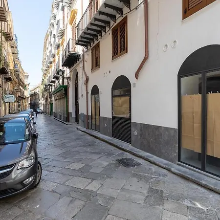 Blu - Palazzo Del Buon Pastore Apartment