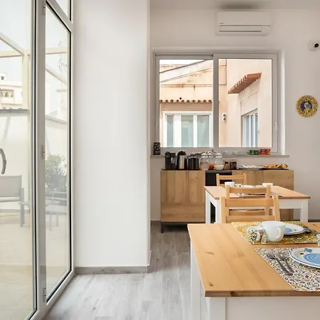 Affittacamere Le Cinque Stanze Room&breakfast *