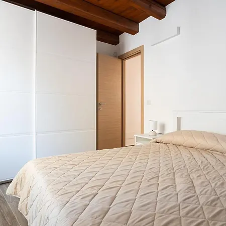 Apartment Blu - Palazzo Del Buon Pastore