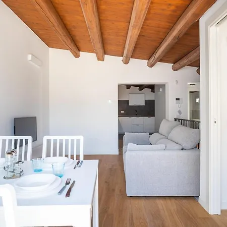 Apartment Blu - Palazzo Del Buon Pastore