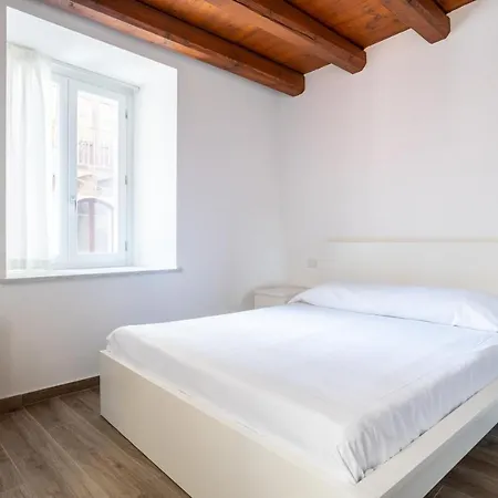 Apartment Blu - Palazzo Del Buon Pastore *